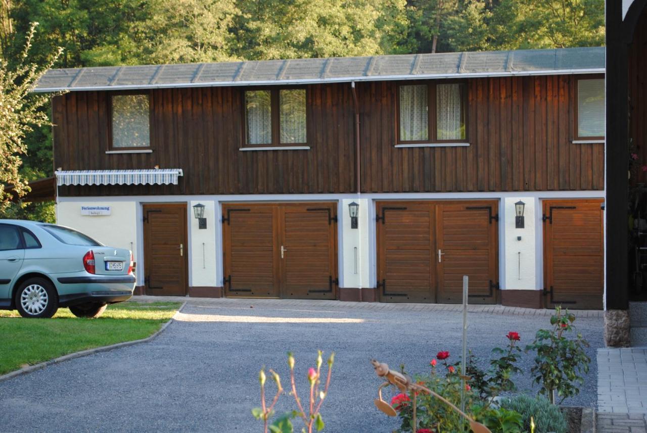 Fewo An Der Klosterruine Paulinzella Mit Kostenfreien Parkplatz Und Wlan Buitenkant foto